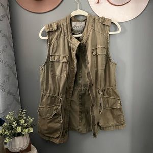 Women’s Olive Green Utility Vest